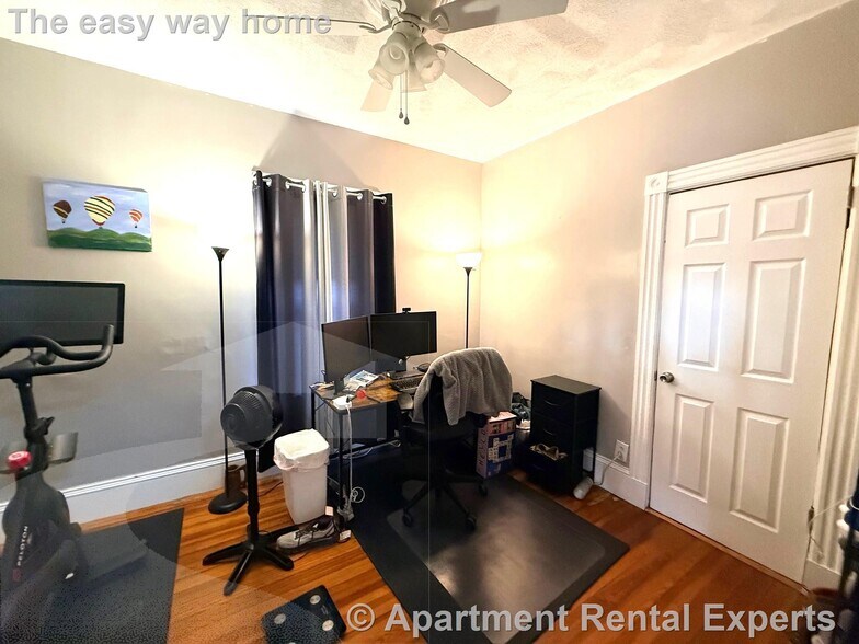 Building Photo - 42 Gibbens St