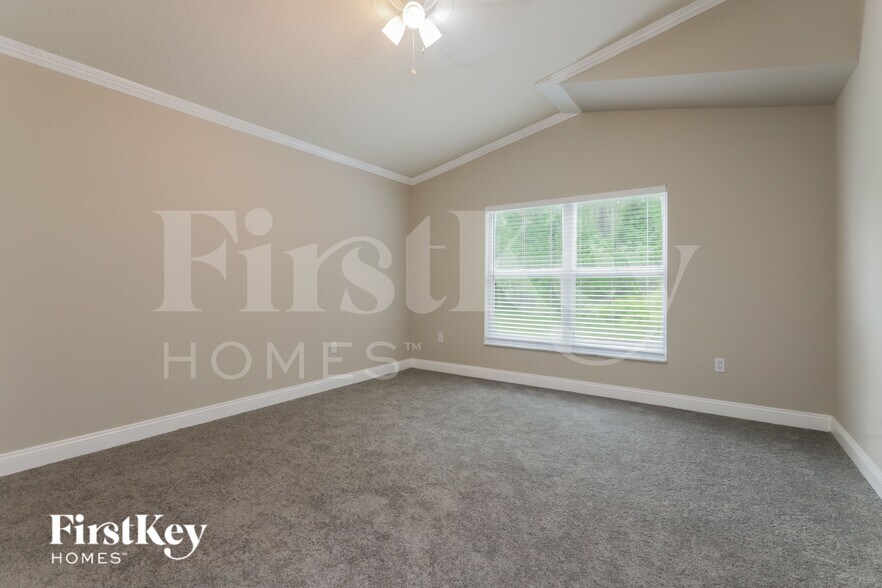 Building Photo - 30916 Burleigh Dr
