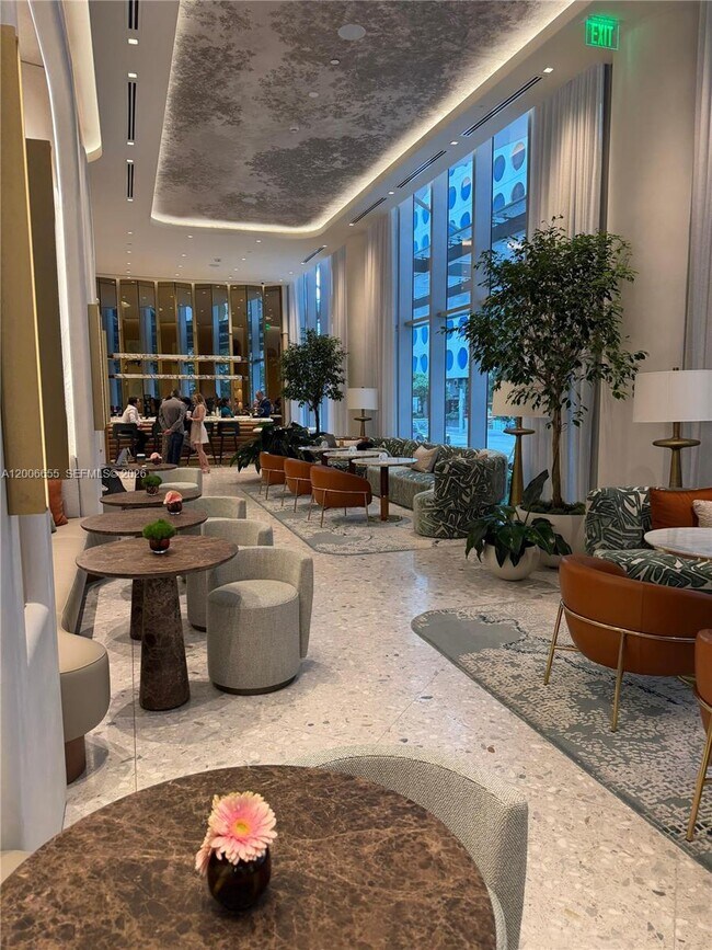 Building Photo - 77 SE 5th St