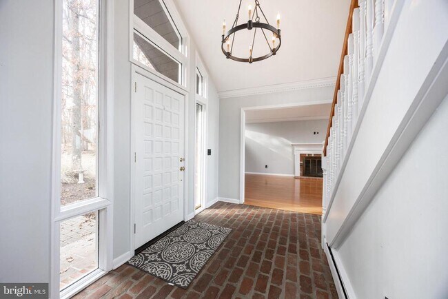 Building Photo - 1104 Tinker Hill Ln