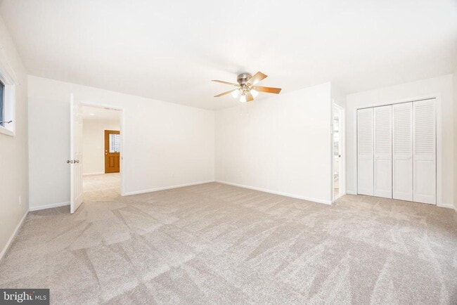 Building Photo - 5816 Upper Ridge Rd