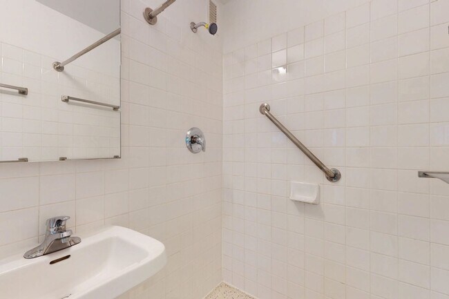 Floorplan - 1400 E. 57th Street