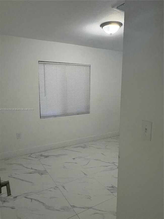 Building Photo - 6280 NW 22nd Ct