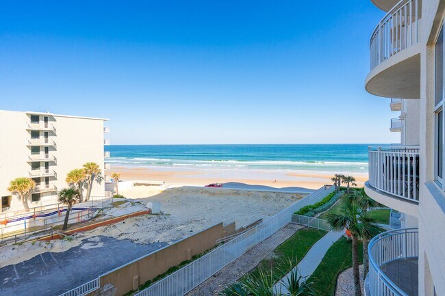 Building Photo - Furnished Daytona Beach Shores Condo