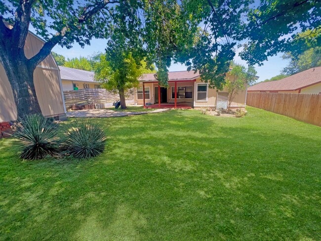 Building Photo - 9215 Autumn Branches