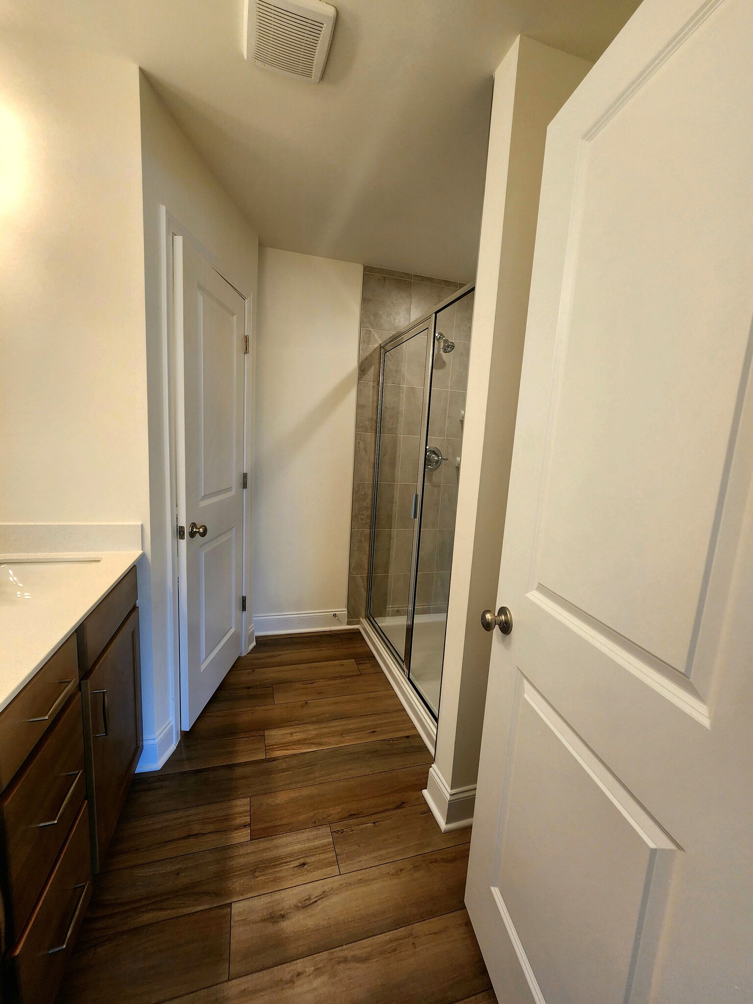 Building Photo - Room in Townhome on Caddis Bnd