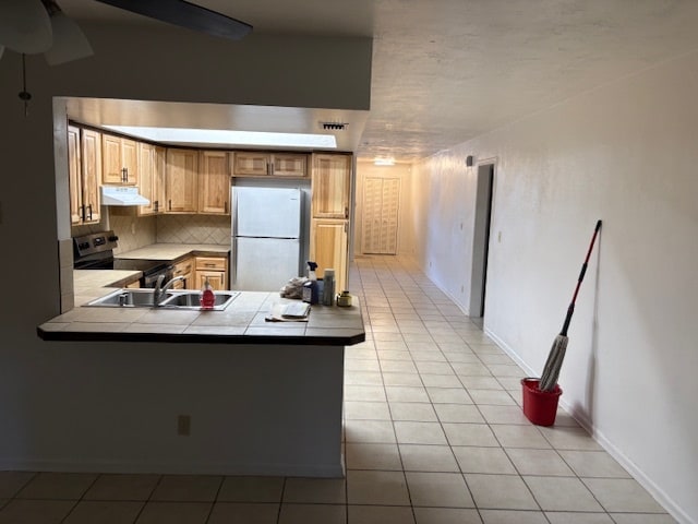 Building Photo - 7110 NW 78th Ave