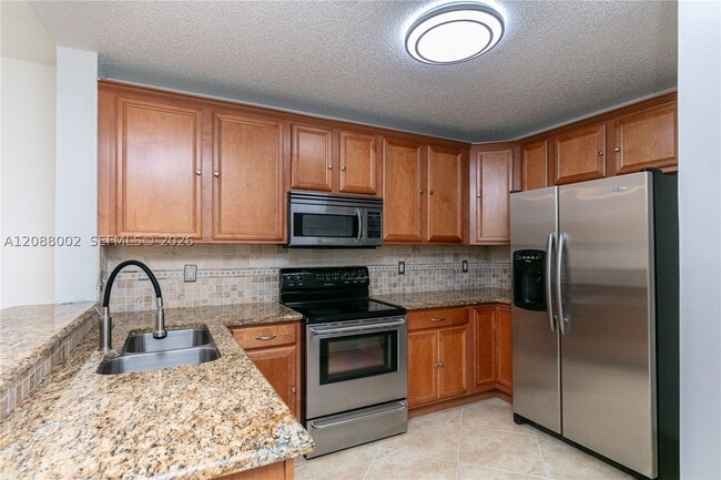Building Photo - 5741 Riverside Dr