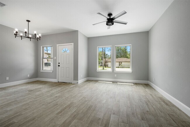 Building Photo - 4205 Elmwood St