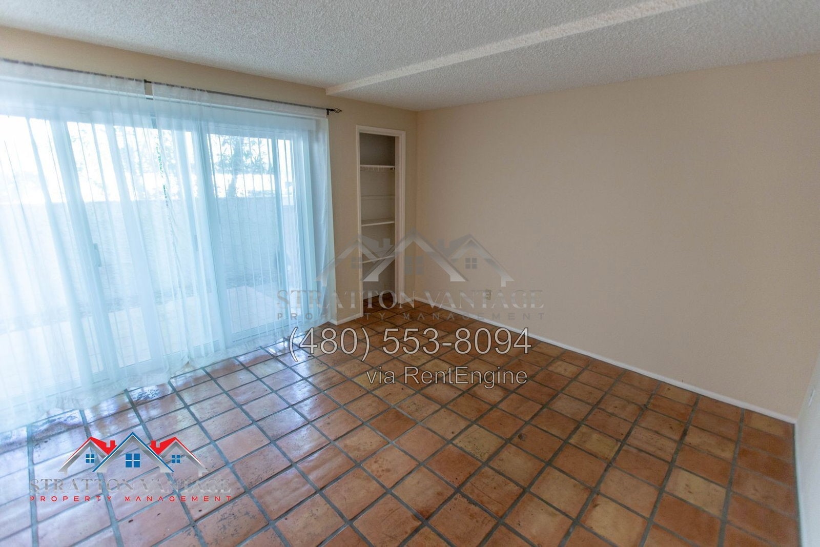 Building Photo - 1143 E Sandpiper Dr