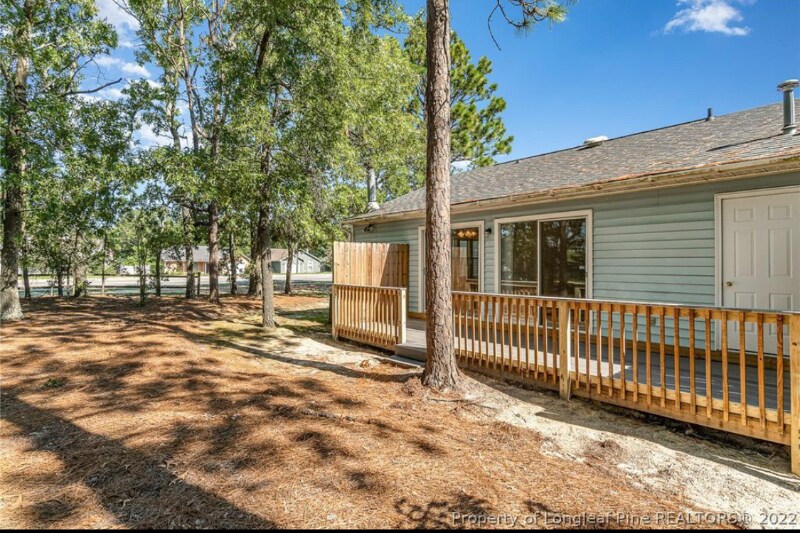 Building Photo - 596 Countrytown Dr