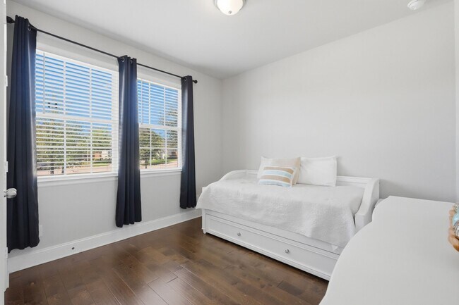 Building Photo - 2809 Andante Green Dr