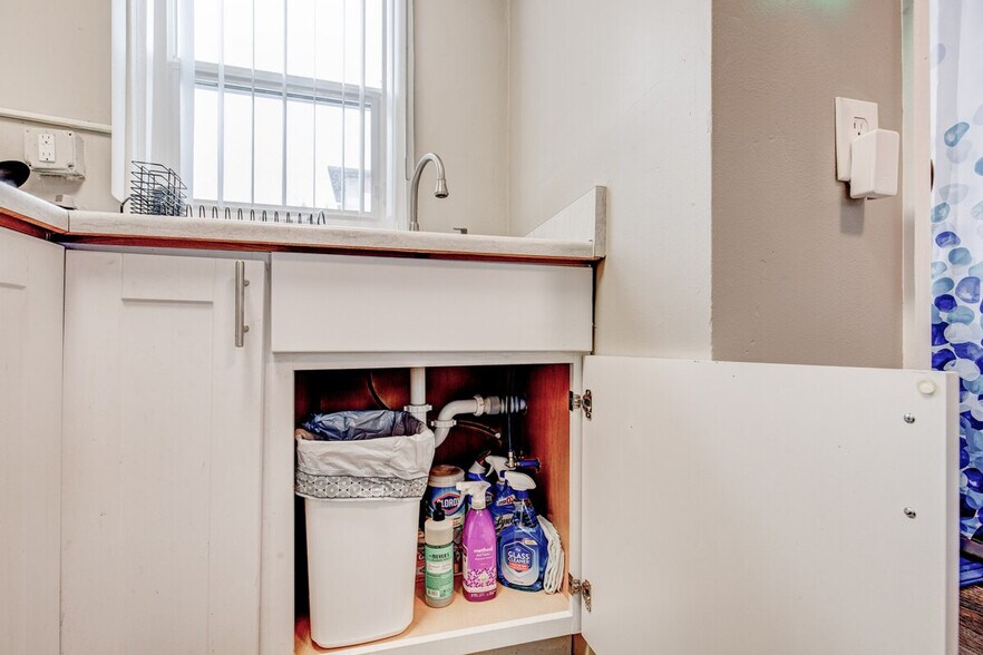 Building Photo - 5721 Wadsworth Bypass