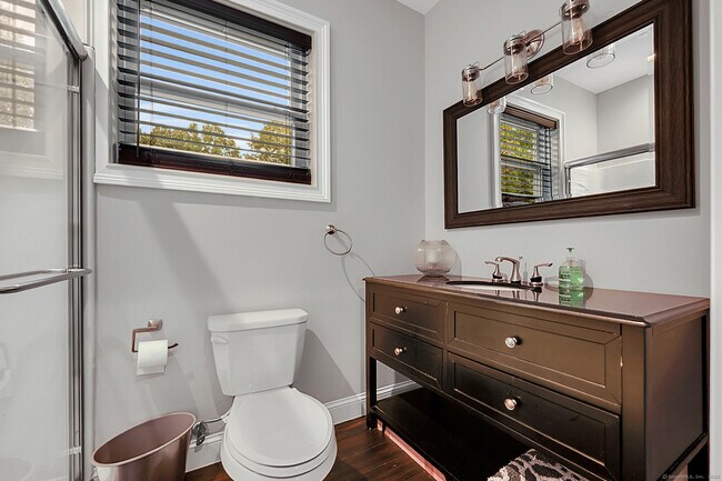 Building Photo - 46 West St