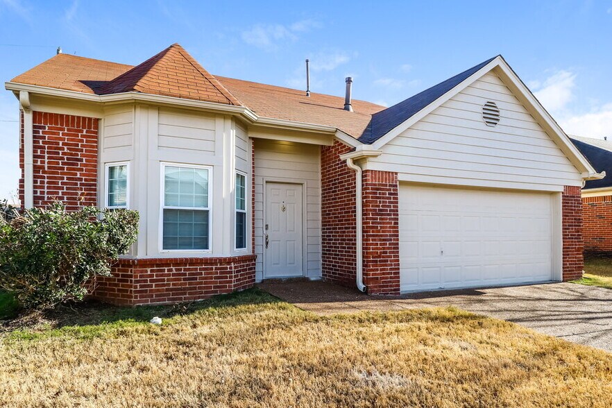 Building Photo - 1024 Scofield Dr
