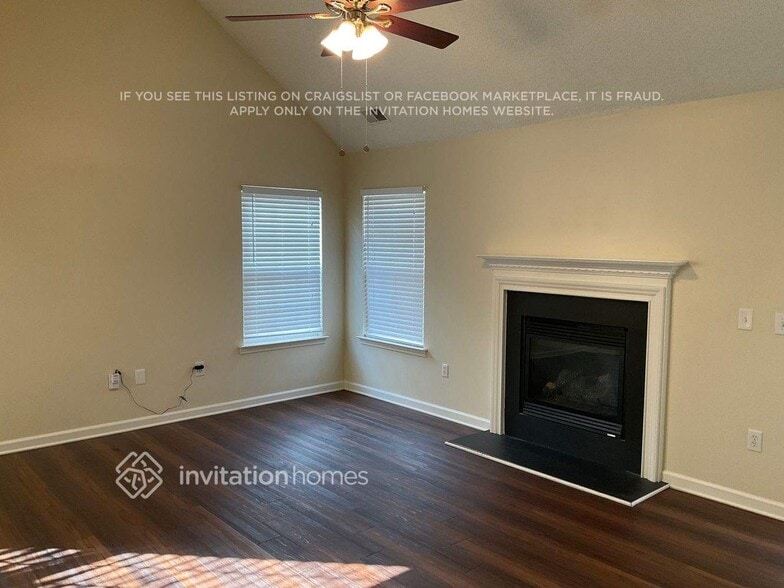 Building Photo - 8802 Laurel Run Dr