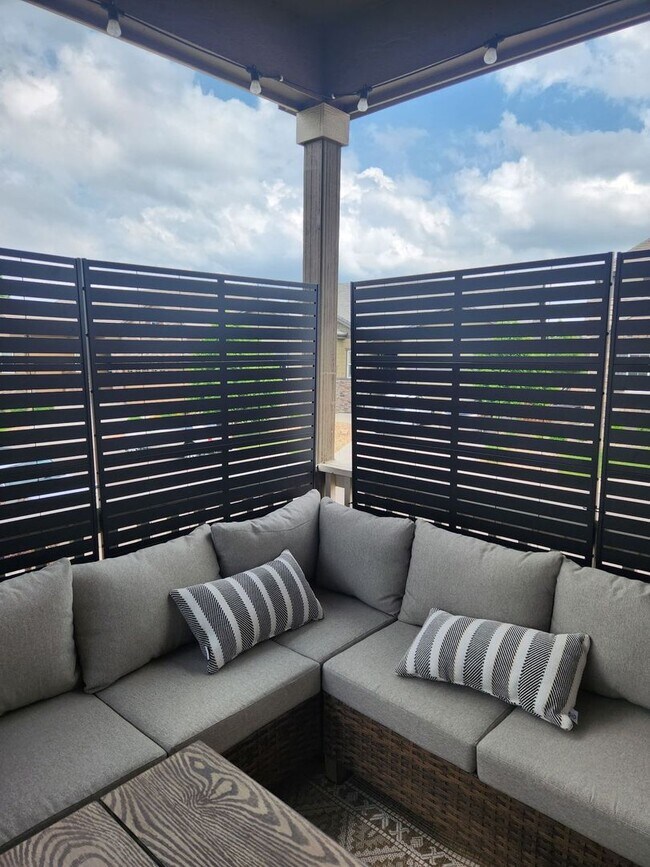 Building Photo - About This Property