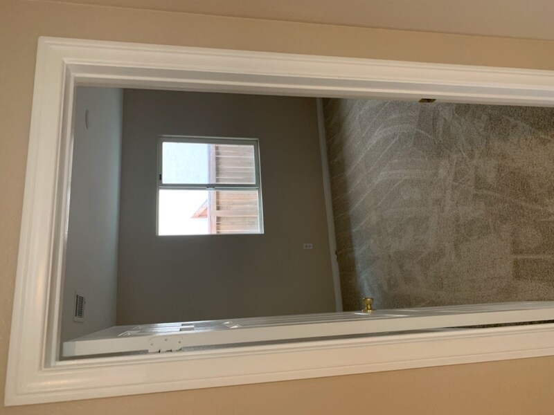 Building Photo - 9219 Canyon View Ave