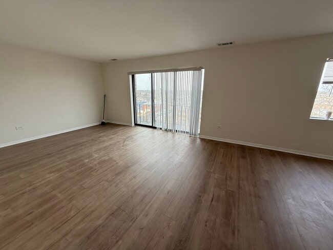 Building Photo - 2310 N Harlem Ave