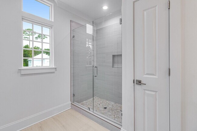 Building Photo - 105 Sugar Sands Dr