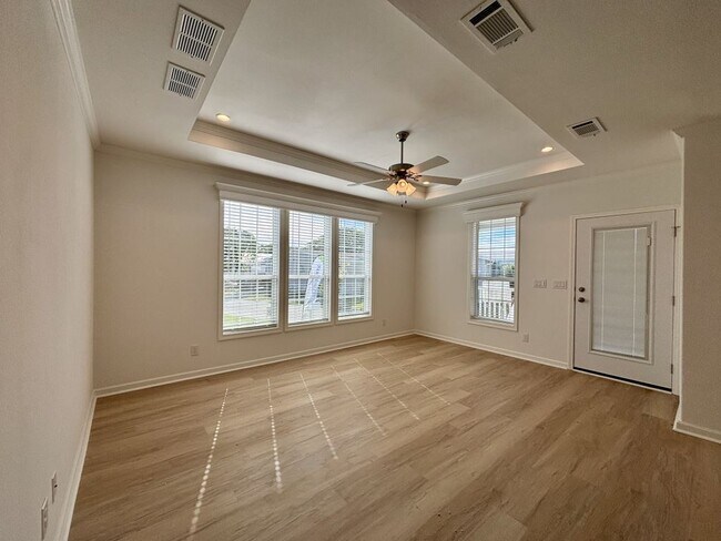 Building Photo - 6980 41st Ave N