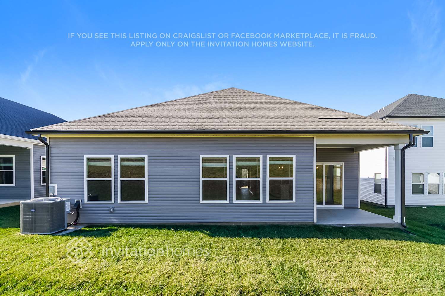 Building Photo - 1126 Bluffton Cir