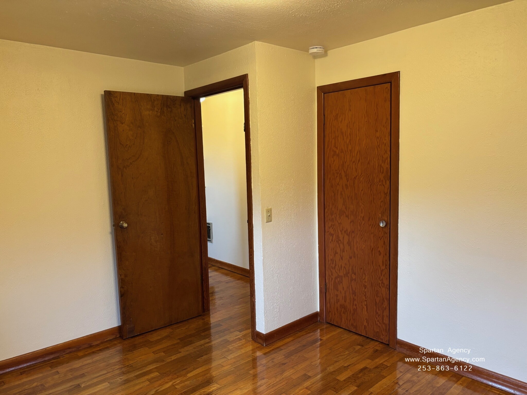 Building Photo - 509 16th St SW