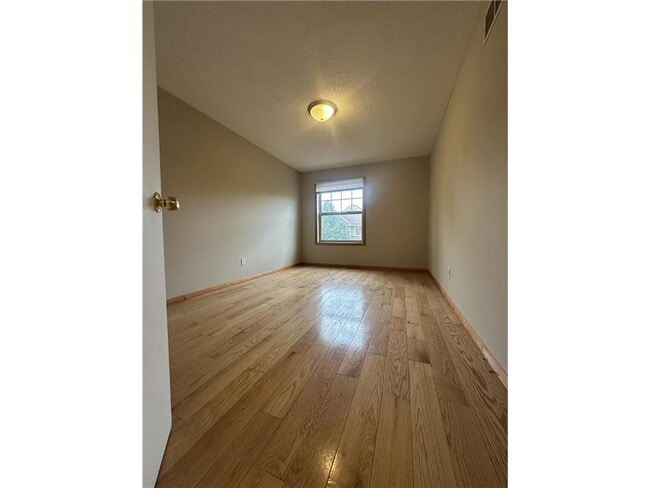 Building Photo - 5522 100th Ln