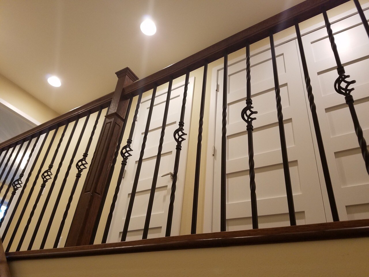 Building Photo - 1408 Sunset Ct