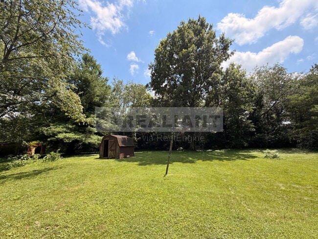Building Photo - 314 Walters Ln