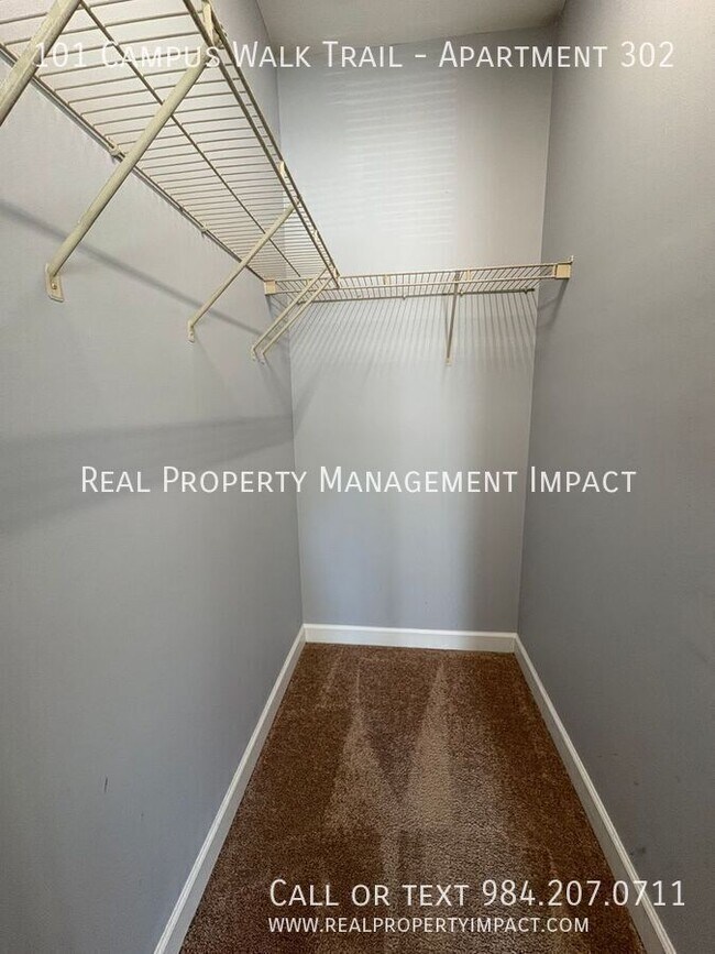 Building Photo - 101 Campus Walk Trl