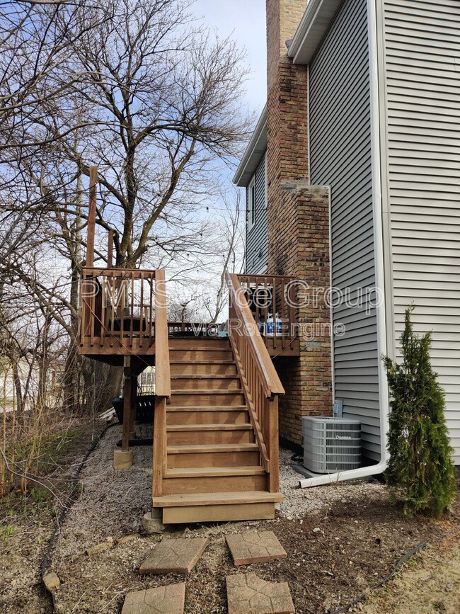 Building Photo - 4946 Florence Ave