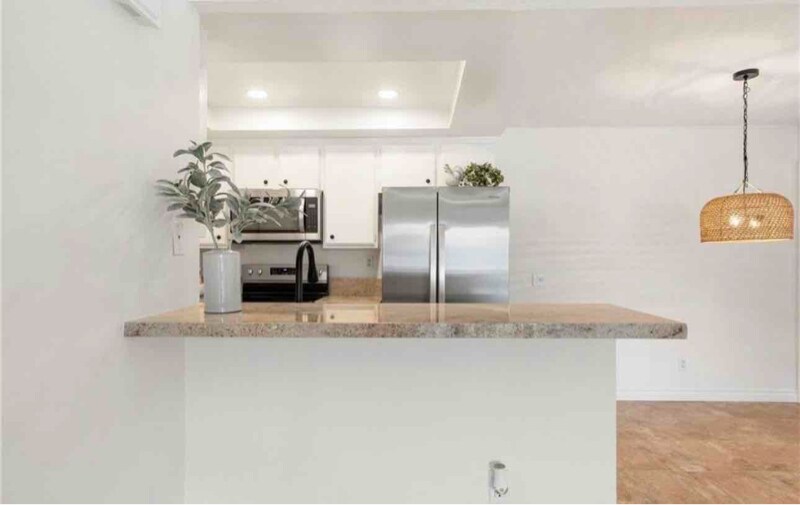 Building Photo - 6 Country Mile Rd