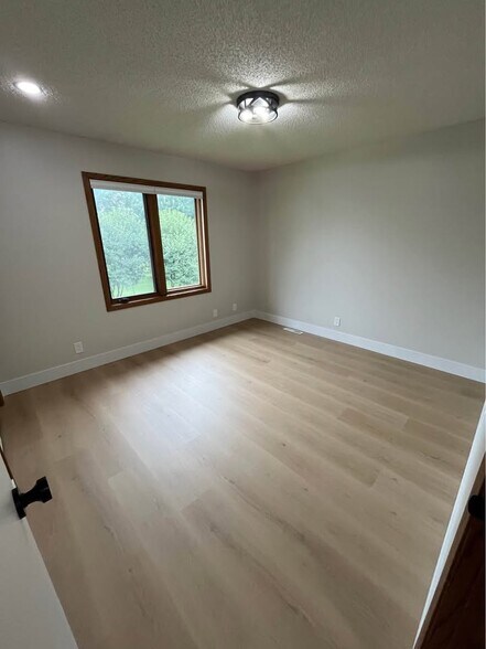 Building Photo - 1826 Normandy Ln