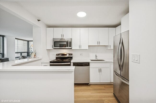 Building Photo - 440 N Wabash Ave