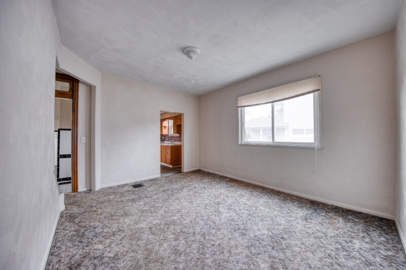 Building Photo - 3810 Clark St