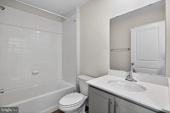 Building Photo - 436 Whirl Ln