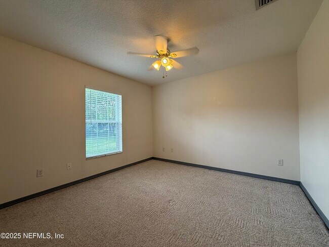 Building Photo - 4725 Innisbrook Ct N