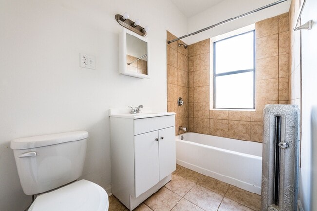 Building Photo - 400-08 S Laramie Ave Chicago, IL 60644