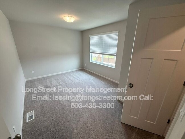 Building Photo - 5954 Henshaw St SE