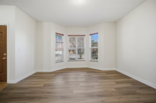 Building Photo - 5205 Pughsville Rd