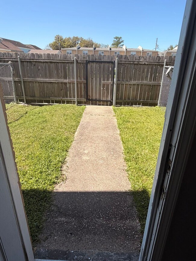 Building Photo - The NOLAN