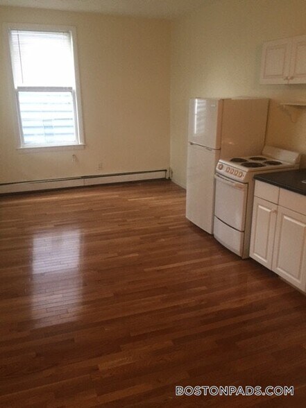 Building Photo - 49 S Huntington Ave