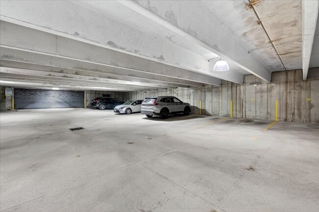 Building Photo - 4540 Lindell Blvd