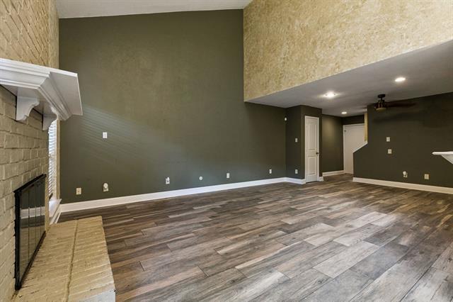 Building Photo - 7450 Holly Hill Dr