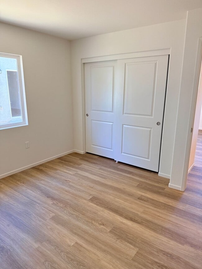 Building Photo - BRAND NEW 1 BEDROOM ADELANTO HOME