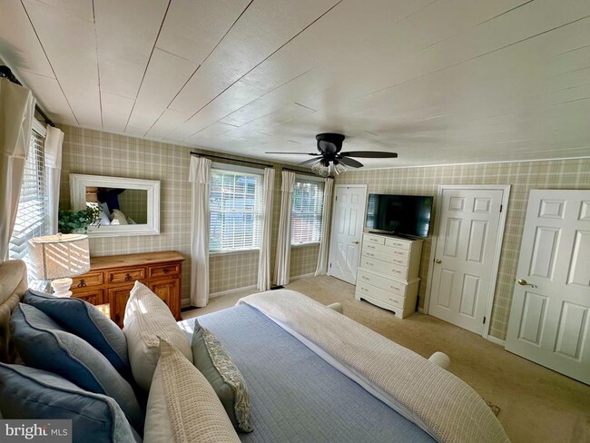 Building Photo - 3004 Marshall St