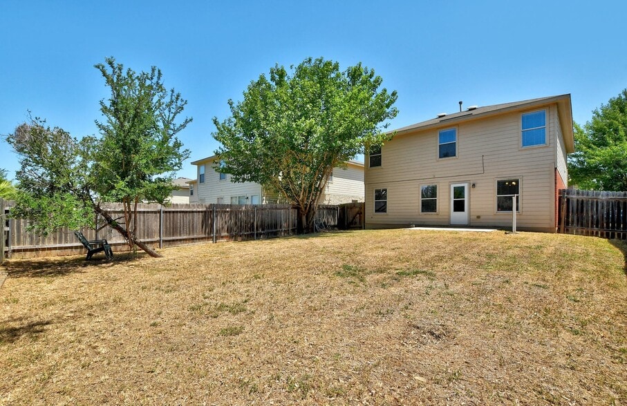 Building Photo - 5713 Abby Ann Ln