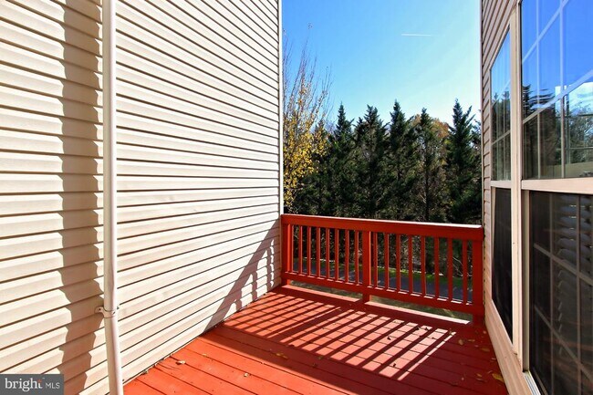 Building Photo - 5054 Grimm Dr