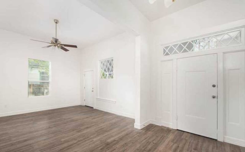 Building Photo - 2120 Monterey St